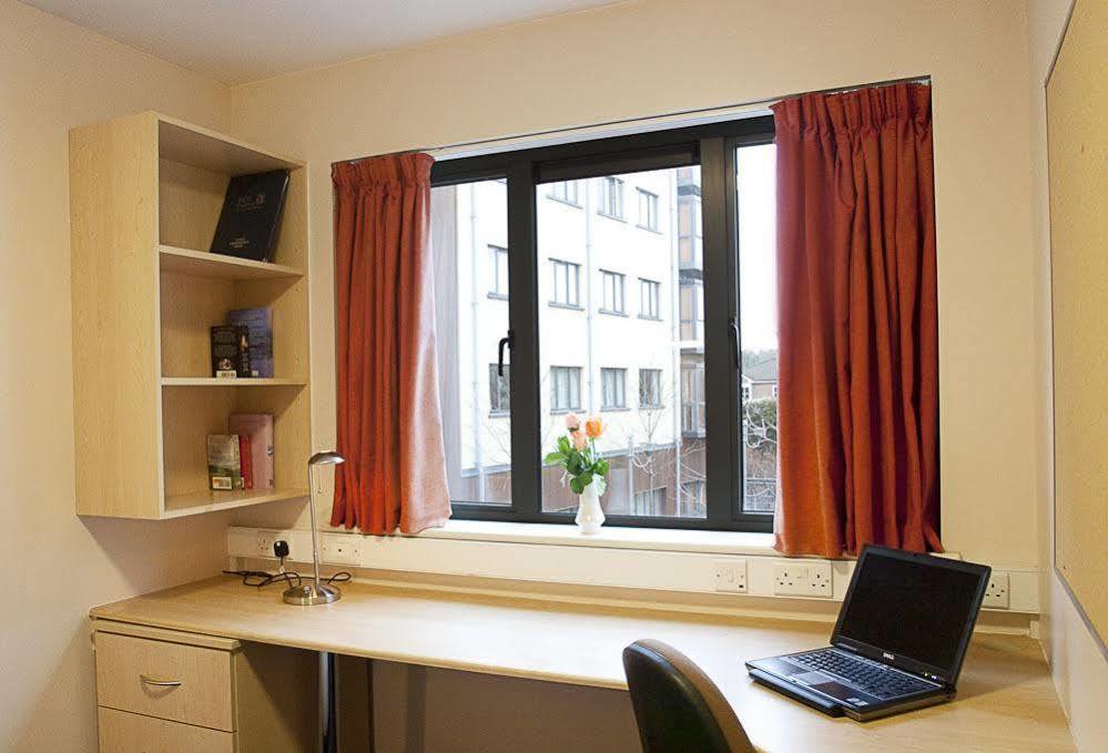 University Hall Корк Экстерьер фото
